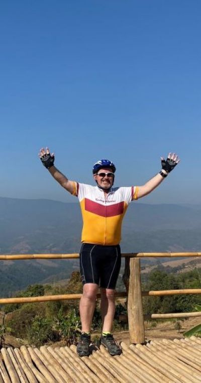 Tom Carroll Cycling on the  tour with redspokes